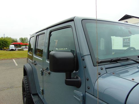 Used 2015 Jeep Wrangler Unlimited Sport w/ Quick Order Package 24S AWD/4WD image 62