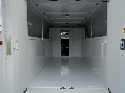 New 2025 GMC Savana 3500 w/ Power Convenience Package image 21