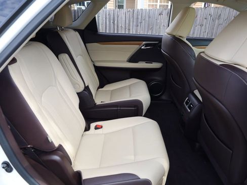 Used 2019 Lexus RX 450hL Luxury image 25