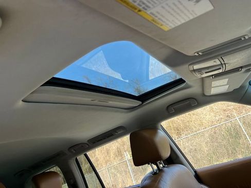 Used 2017 Nissan Armada Platinum image 34