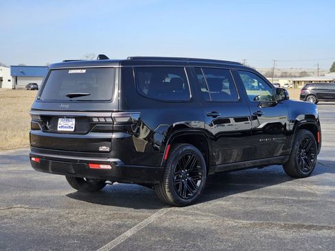 New 2026 Jeep Grand Wagoneer Limited AWD/4WD image 6