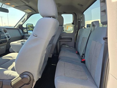 Used 2015 Ford F250 XLT w/ XLT Value Package AWD/4WD image 11