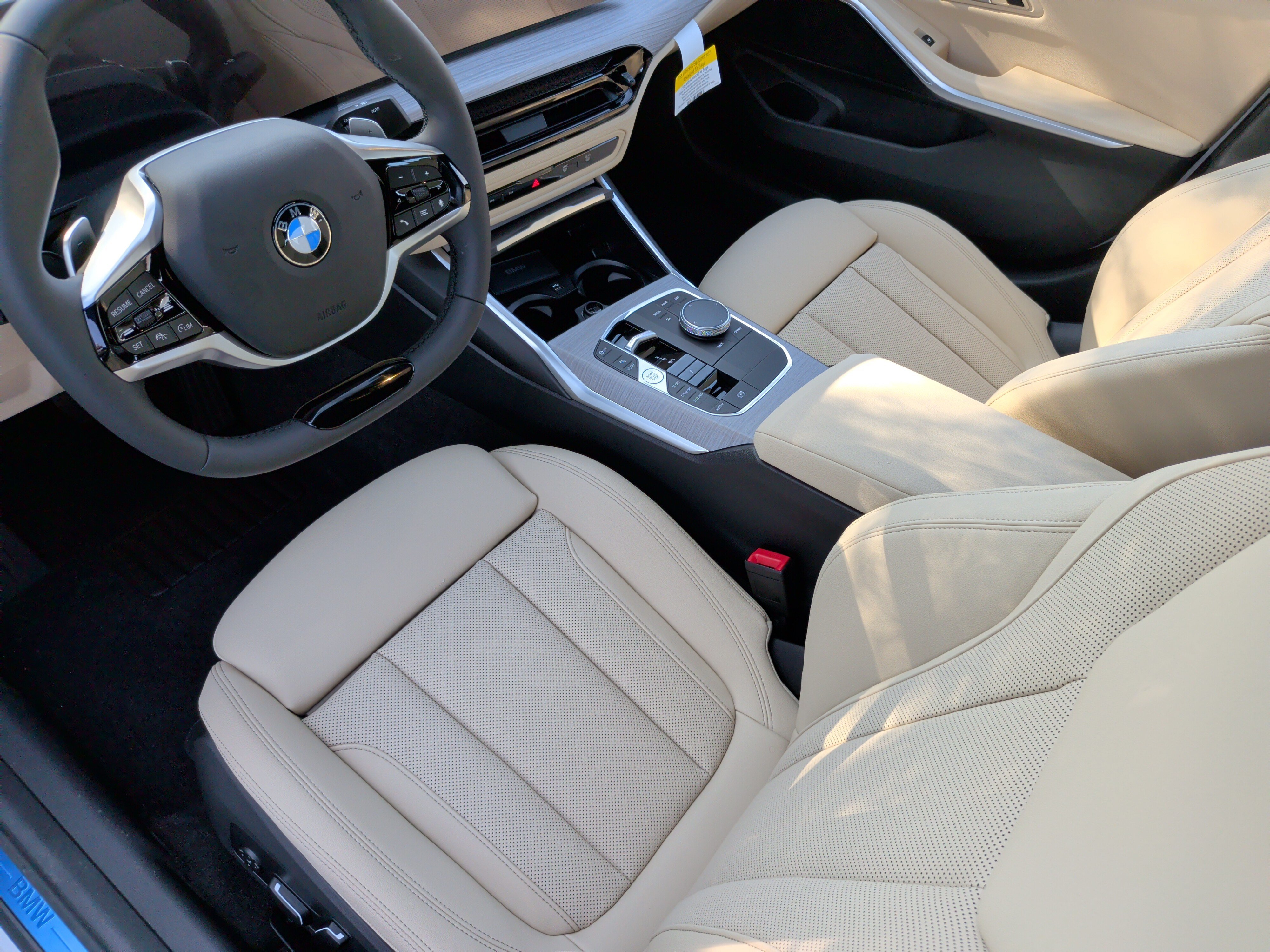 Certified 2026 BMW 330i Sedan w/ Premium Package RWD image 15