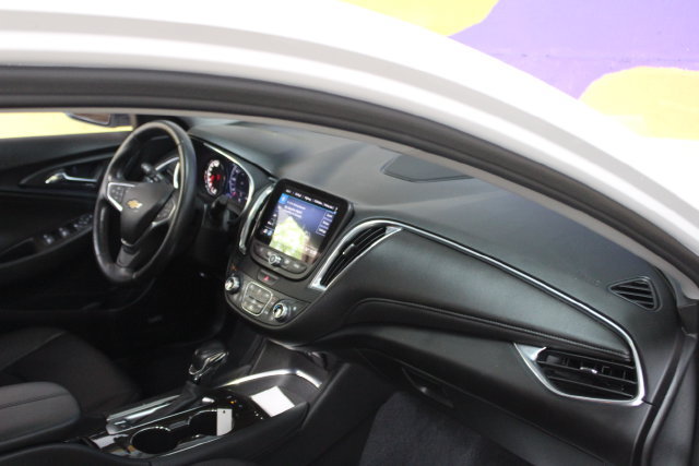 Used 2022 Chevrolet Malibu Premier FWD image 12