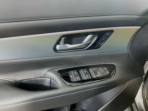 Used 2025 Nissan Murano SL w/ Cargo Package image 16