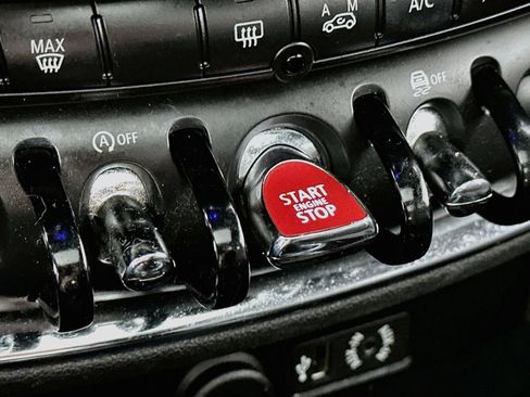 Used 2017 MINI Cooper Clubman S FWD image 27