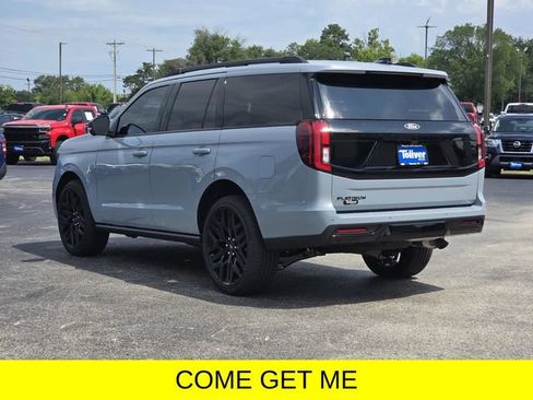 New 2027 Ford Expedition Platinum w/ Stealth Performance Package AWD/4WD image 4