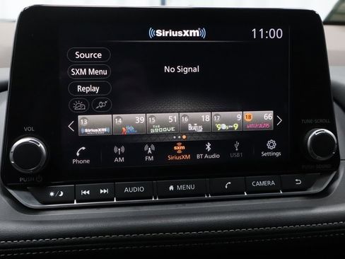 Certified 2023 Nissan Rogue SV image 2