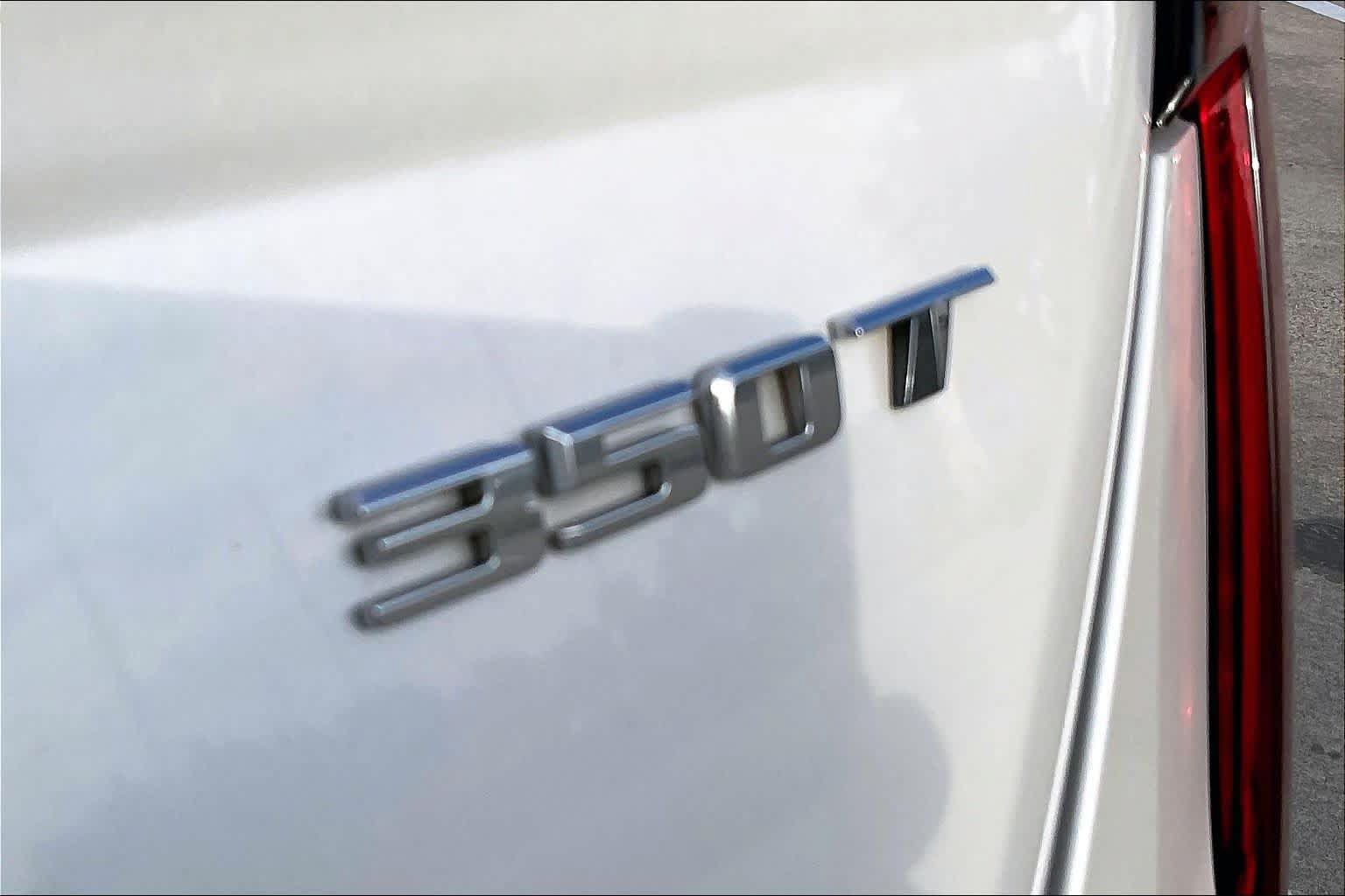 Used 2020 Cadillac CT4 Premium Luxury RWD image 30