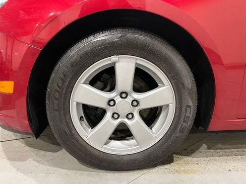 Used 2014 Chevrolet Cruze LT w/ Technology Package image 13