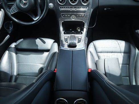 Used 2016 Mercedes-Benz C 300 4MATIC Sedan image 9