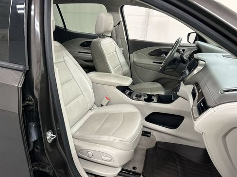 Used 2019 GMC Terrain Denali w/ Advanced Safety Package AWD/4WD image 23