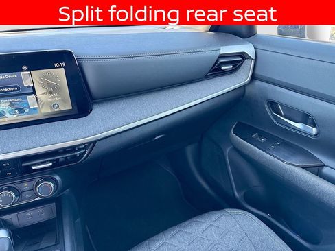 Used 2025 Nissan Kicks SV image 17