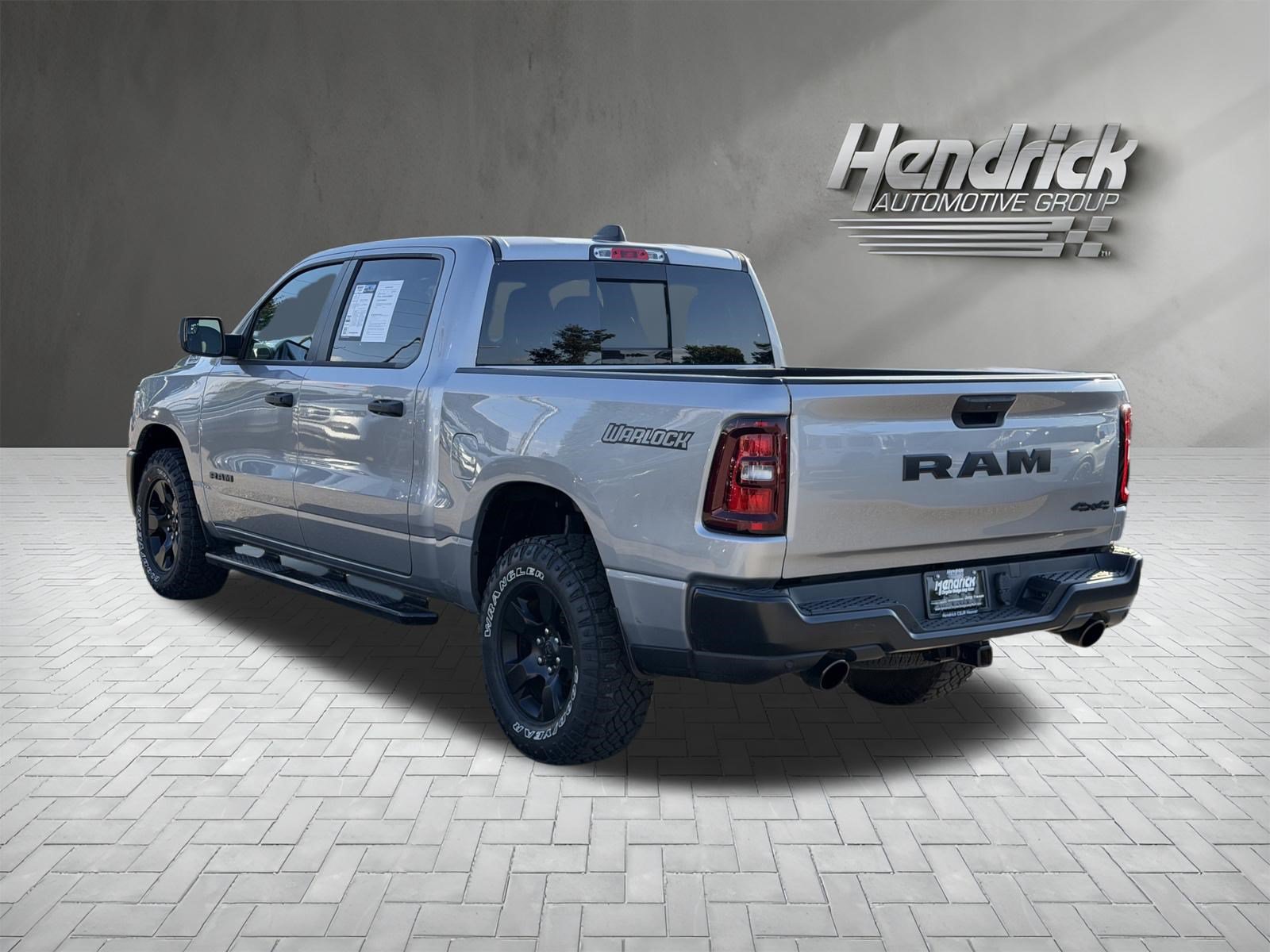 Used 2025 RAM 1500 Warlock AWD/4WD image 8