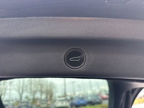 Used 2024 Tesla Model Y Long Range image 20