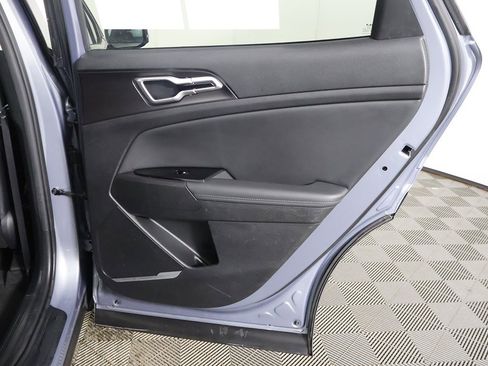 Used 2023 Kia Sportage EX image 25
