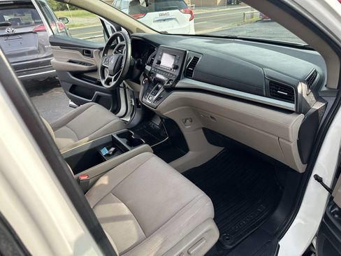 Used 2019 Honda Odyssey LX image 20