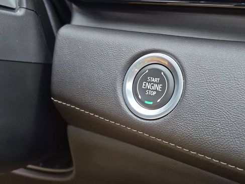 Certified 2023 Cadillac Escalade ESV Sport AWD/4WD image 9