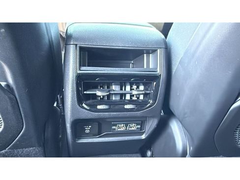 Used 2023 Jeep Grand Cherokee Altitude AWD/4WD image 29
