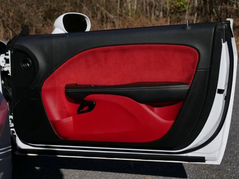 Used 2015 Dodge Challenger SRT Hellcat image 47