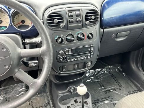 Used 2005 Chrysler PT Cruiser Touring image 10