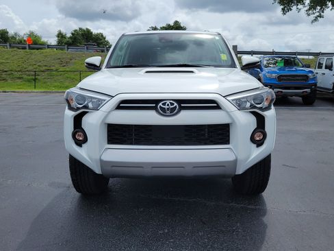 Used 2023 Toyota 4Runner TRD Off-Road Premium w/ Moonroof Package AWD/4WD image 2