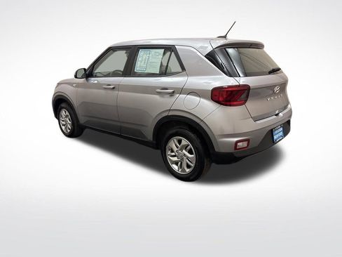 New 2026 Hyundai Venue SE FWD image 7