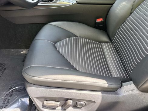 Used 2024 Toyota Camry SE FWD image 27