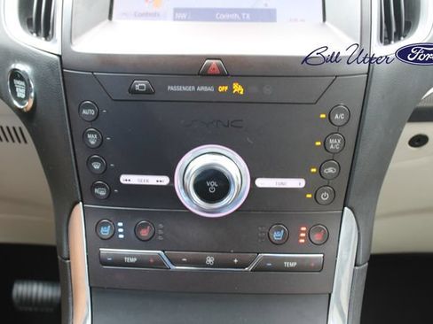 Used 2020 Ford Edge Titanium w/ Equipment Group 301A FWD image 19