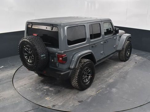 New 2026 Jeep Wrangler Unlimited Rubicon w/ Xtreme 35 Tire Package AWD/4WD image 43