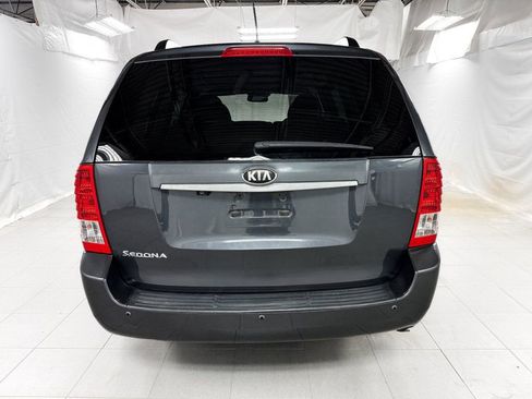 Used 2012 Kia Sedona LX w/ PWR Pkg image 4