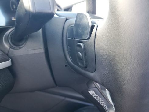 Used 2023 Jeep Grand Cherokee L Limited image 13