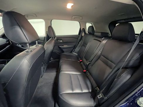 Used 2026 Nissan Rogue SL AWD/4WD image 18