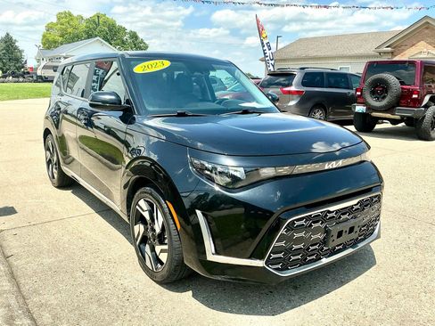 Used 2023 Kia Soul GT-Line FWD image 3