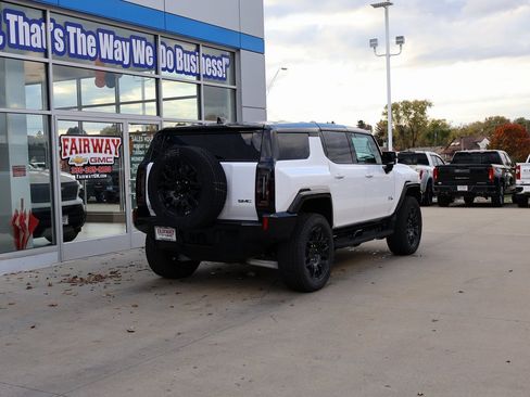 New 2025 GMC Hummer EV 2X image 3