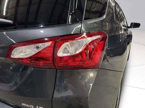 Used 2020 Chevrolet Equinox LT AWD/4WD image 12