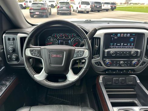 Used 2017 GMC Sierra 1500 SLT w/ SLT Premium Package image 3