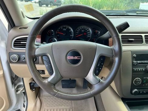 Used 2013 GMC Sierra 2500 SLT w/ SLT Convenience Package AWD/4WD image 24