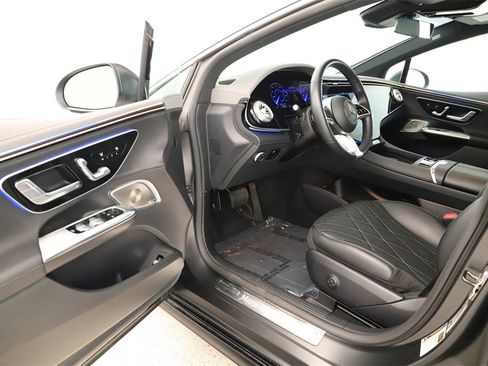 Used 2024 Mercedes-Benz EQE 500 4MATIC Sedan w/ AMG Line Exterior Package image 14