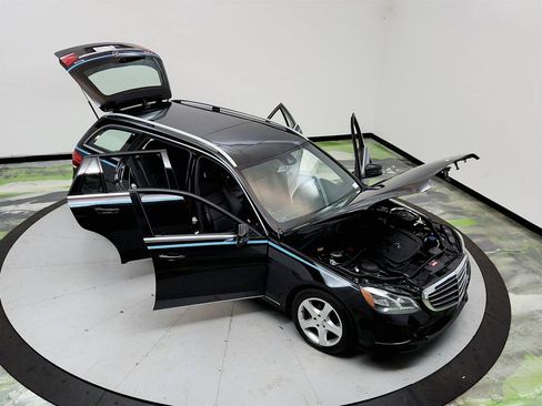 Used 2015 Mercedes-Benz E 350 4MATIC Wagon image 38