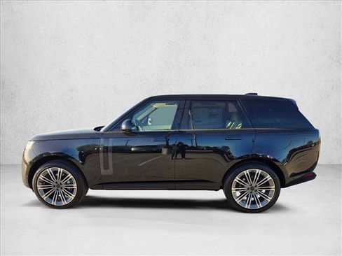 New 2026 Land Rover Range Rover SE image 5