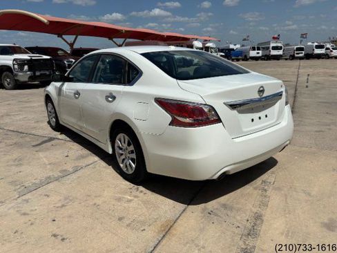 Used 2015 Nissan Altima 2.5 S w/ Power Driver Seat Package FWD image 5