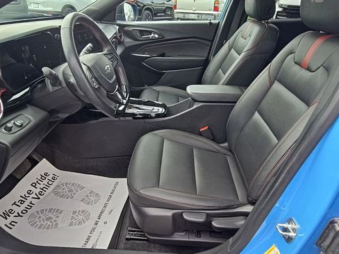 Used 2024 Chevrolet Trax RS w/ Sunroof Package image 21