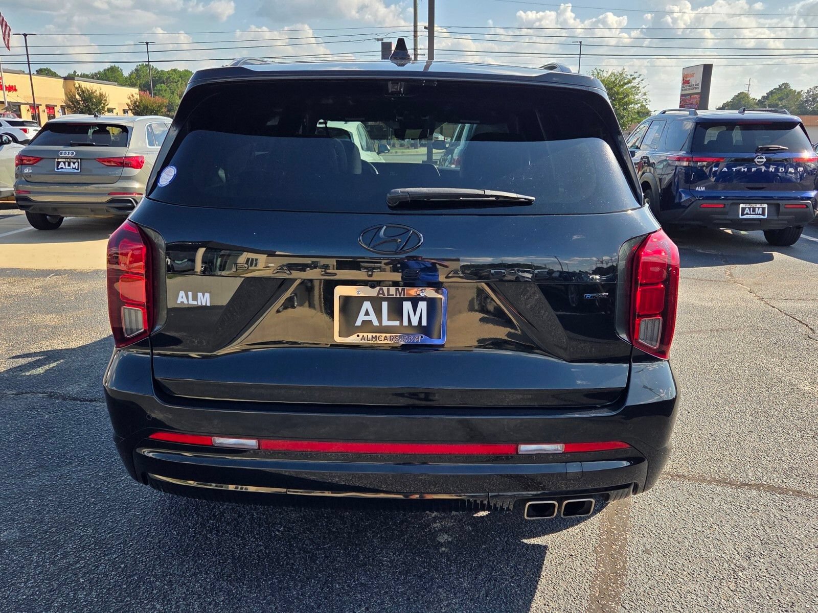 Used 2024 Hyundai Palisade Calligraphy AWD/4WD image 11