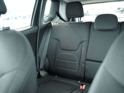 Used 2021 Jeep Renegade Latitude w/ Luxury Group I image 36