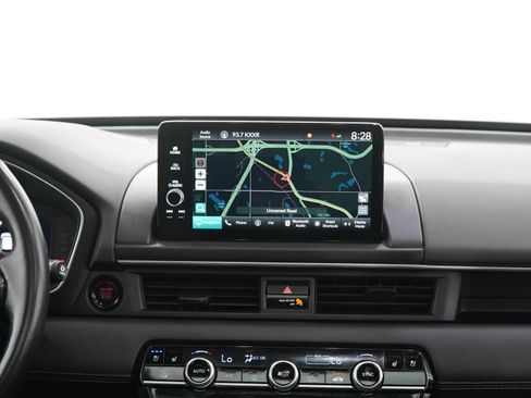 Used 2023 Honda Pilot Touring image 16