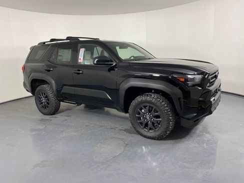 New 2025 Toyota 4Runner SR5 image 3