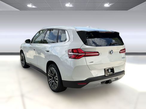 New 2026 BMW X3 xDrive30 w/ Premium Package AWD/4WD image 3