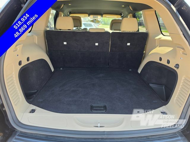 Used 2019 Jeep Grand Cherokee Laredo RWD image 25