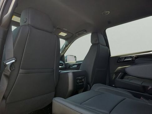 New 2026 Chevrolet Suburban LT w/ Comfort Package RWD image 15